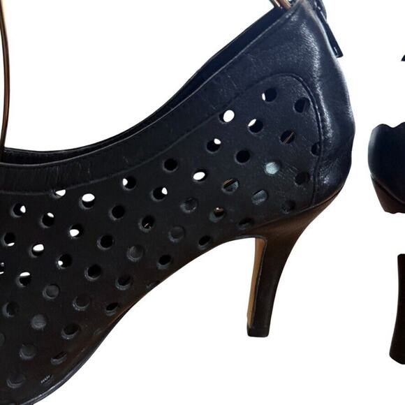 Vaneli Van Eli Womens High Heel Peep Toe Ankle Bootie Laser Cut Outs Leather 7 - Picture 4 of 16